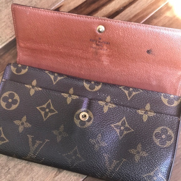 Authentic Louis Vuitton Portefeiulle Sarah Long Wallet - Picture 8 of 10
